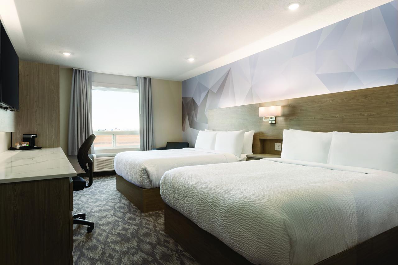 Days Inn By Wyndham Calgary North Balzac Exterior foto