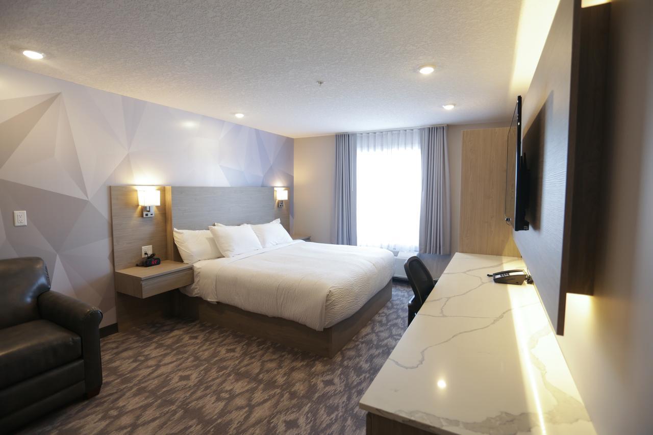 Days Inn By Wyndham Calgary North Balzac Exterior foto